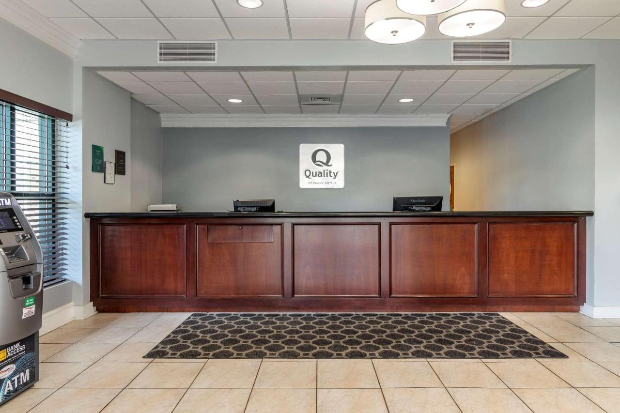 Quality Inn At Town Center Бюфорт Екстериор снимка