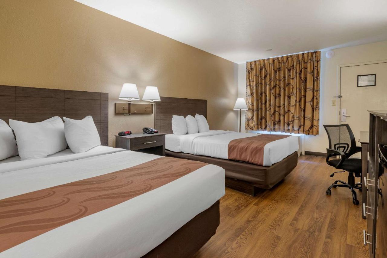 Quality Inn At Town Center Бюфорт Екстериор снимка